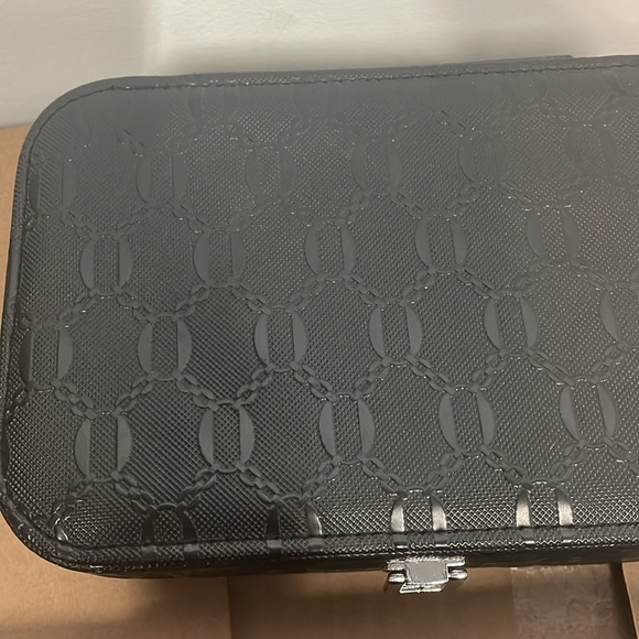 New Luxe faux leather luxury pink velvet interior compact jewelry box organizer - Picture 3 of 5